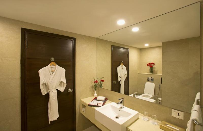 Kings Forth Hotels New Delhi Ngoại thất bức ảnh